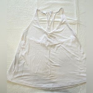 Lululemon workout top